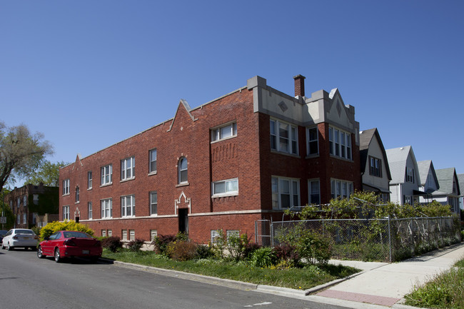 3652 N Kilpatrick Ave in Chicago, IL - Building Photo - Building Photo