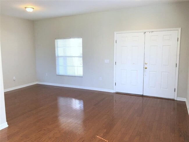 8826 Royal Enclave Blvd in Westchase, FL - Building Photo - Building Photo