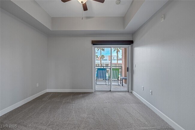 property at 51 E Agate Ave