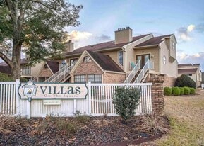 5001 Grande Dr in Pensacola, FL - Building Photo