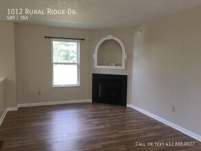 1012 Rural Ridge Dr in Cheswick, PA - Building Photo - Building Photo