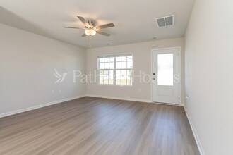 6248 Lowe Ln in Charlotte, NC - Building Photo - Building Photo