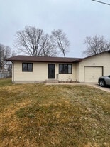 408 W Hedde St in Grand Island, NE - Building Photo