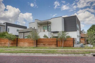 1732 Ashland Ave in Fort Worth, TX - Building Photo - Building Photo