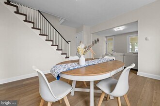 7608 Chelwynde Ave in Philadelphia, PA - Building Photo - Building Photo