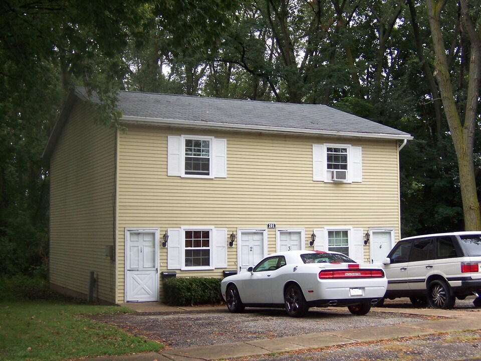 205 Pennsylvania Ave in Erie, PA - Building Photo