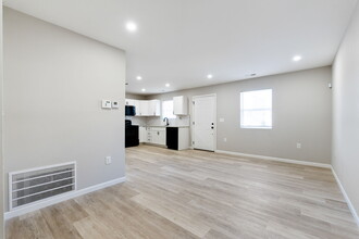 812 Glendower Ave in Columbus, OH - Building Photo - Building Photo