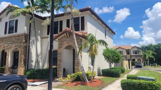 property at 3223 SE 4th Ct