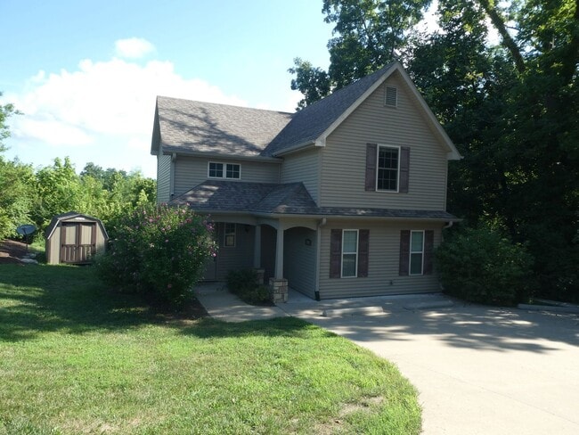 property at 2912 Scott Blvd