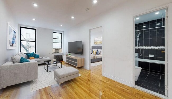 property at 125 W 116th St