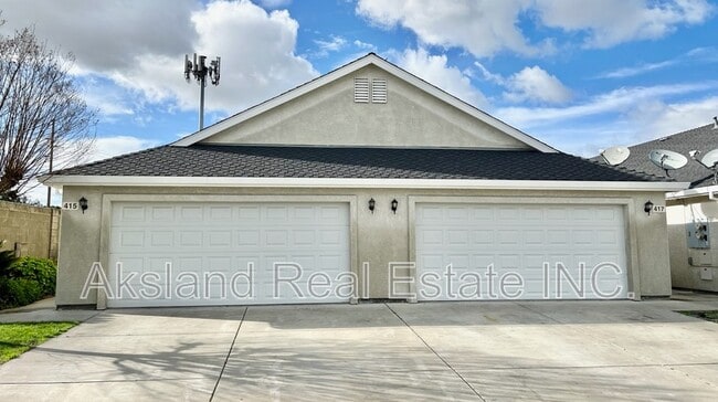 property at 421 N Walnut Ave