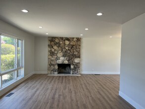 641 Wintergreen Ln in Walnut Creek, CA - Building Photo - Building Photo