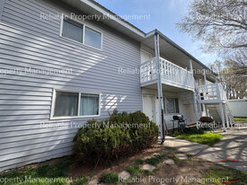 1296 Blaine Ave, Unit 1 in Idaho Falls, ID - Building Photo
