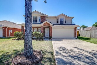 212 Diamond Bay Dr in Dickinson, TX - Building Photo - Building Photo