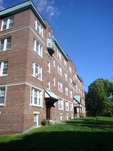 69 Prospect St, Unit 26 in Northampton, MA - Foto de edificio - Building Photo
