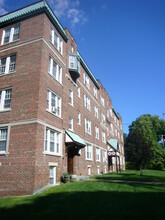 69 Prospect St, Unit 28 in Northampton, MA - Building Photo - Building Photo