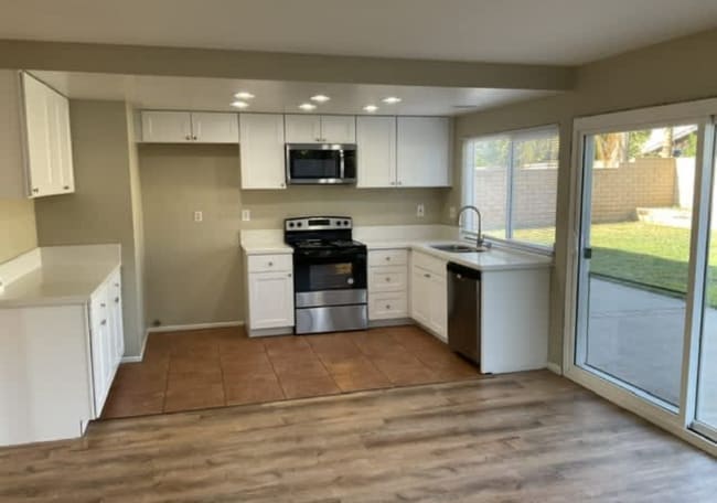 2316 S Pleasant Ave in Ontario, CA - Building Photo - Building Photo