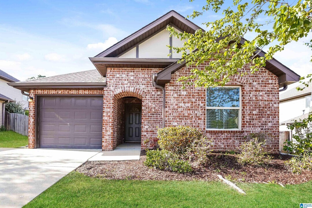 22842 Downing Park Cir in Mc Calla, AL - Building Photo