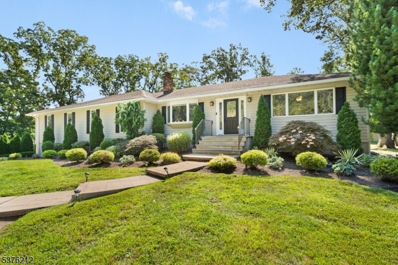 10 Beech Terrace in Hanover, NJ - Building Photo