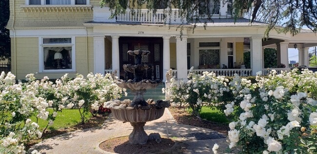 2374 Mission Inn Ave in Riverside, CA - Building Photo - Building Photo