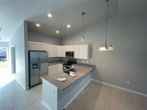 3534 SW 17th Ave in Cape Coral, FL - Building Photo - Building Photo