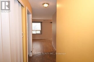 68 Sawdon Dr in Whitby, ON - Building Photo - Building Photo