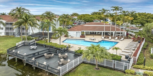 Avana at the Moors in Hialeah, FL - Foto de edificio - Building Photo