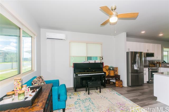 91-972 Pue pue St in Ewa Beach, HI - Building Photo - Building Photo