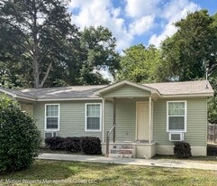 125 S 2nd St in Warner Robins, GA - Building Photo