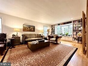 8208 Thoreau Dr in Bethesda, MD - Building Photo - Building Photo