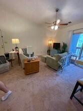 403 Berryfield Ln, Unit Apartment J in Blacksburg, VA - Building Photo - Building Photo