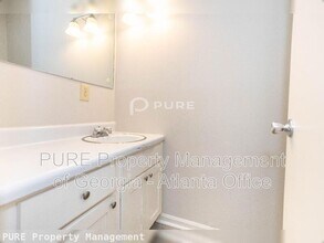 772 Rogers Way SW in Marietta, GA - Building Photo - Building Photo