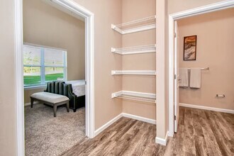 Hickory Trails Apartments in Longview, TX - Building Photo - Building Photo