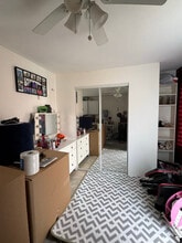 7921 Morton Ave in Los Angeles, CA - Building Photo - Building Photo