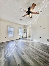 374 Olmstead Ave in Depew, NY - Foto de edificio - Building Photo