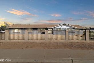 1326 E Wier Ave in Phoenix, AZ - Building Photo - Building Photo