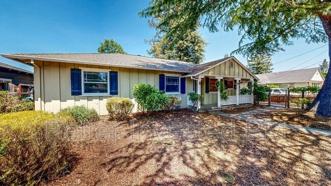 property at 3241 Montgomery Dr