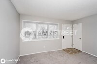 9625 Glenawyn Cir in Jeffersontown, KY - Building Photo - Building Photo