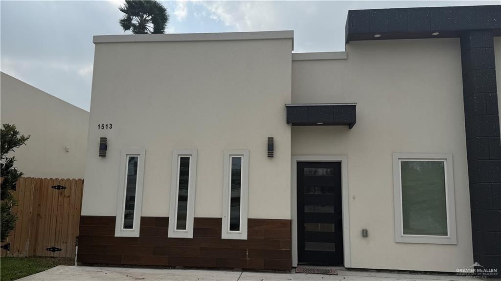 9 B W St in Mission, TX - Building Photo