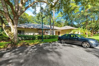 7523 Greenlake Way in Boynton Beach, FL - Building Photo - Building Photo