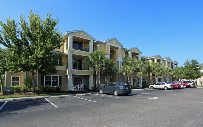 Belleair Place in Clearwater, FL - Building Photo - Building Photo