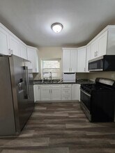 4831 W Roscoe St in Chicago, IL - Building Photo - Building Photo