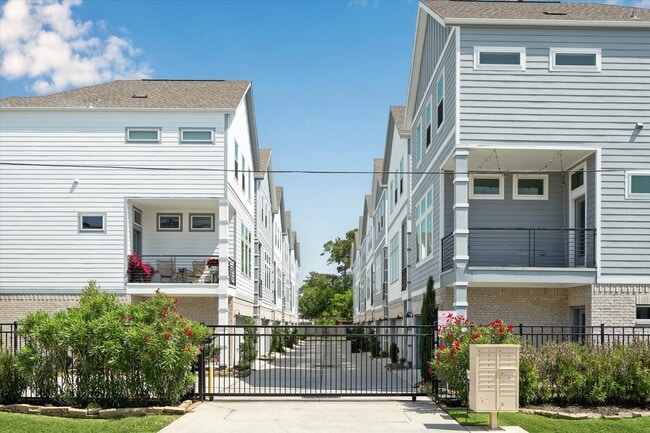 622 Janisch Rd in Houston, TX - Building Photo - Building Photo