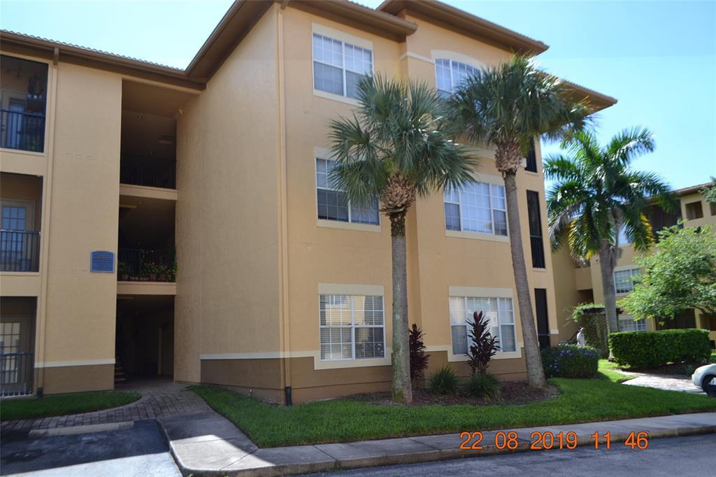 4323 Bayside Village Dr in Tampa, FL - Building Photo
