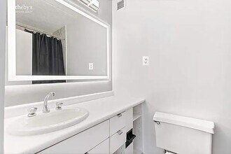 280 Rector Pl in New York, NY - Building Photo - Building Photo