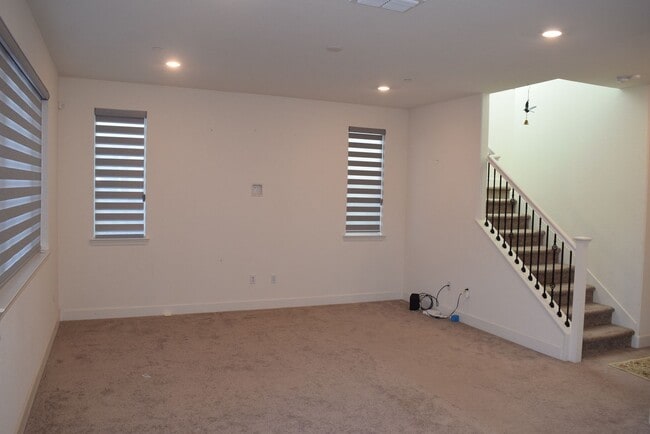 3278 Sidney Way in Folsom, CA - Building Photo - Building Photo