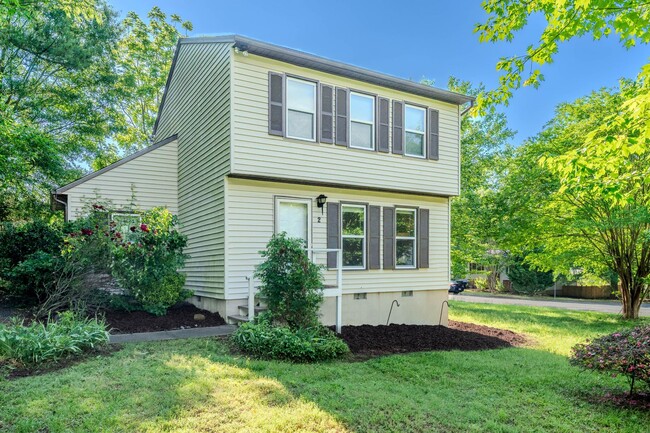 property at 2 Misty Creek Ct
