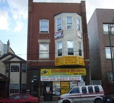 1839 W Cermak Rd in Chicago, IL - Building Photo