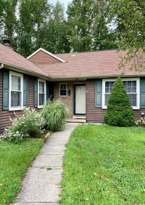 4 Stanwood Ct in Medford, NJ - Building Photo