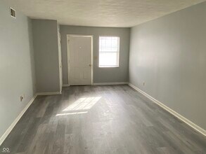 1329 Millerwood Ct in Lebanon, IN - Building Photo - Building Photo